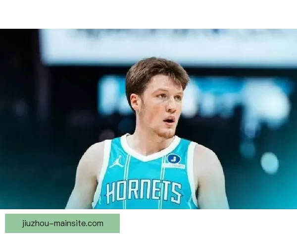 克努佩尔三双领黄蜂力克尼克斯鲍尔贡献22分助攻